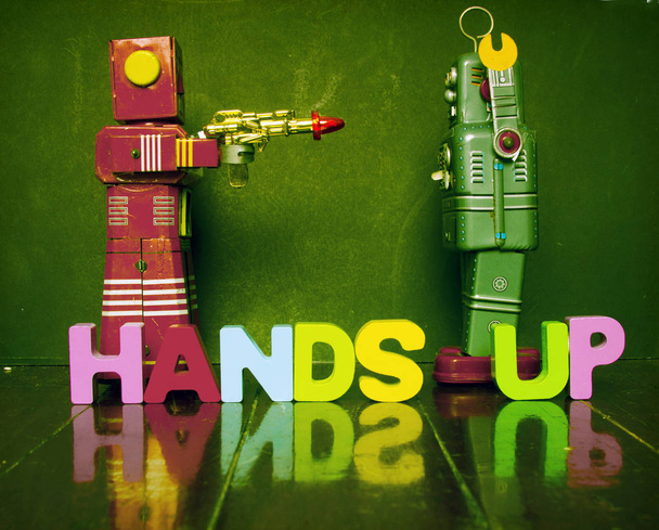mãos para cima robôs
  - Foto, Imagem