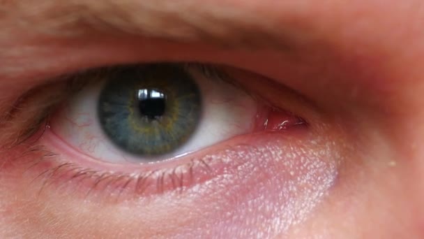 Nahaufnahme eines männlichen Auges - Filmmaterial, Video