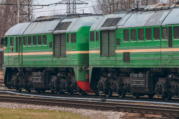 Green diesel locomotive - Foto, imagen