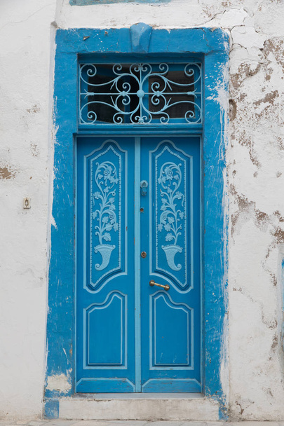 Декоративные двери Туниса
 - Фото, изображение