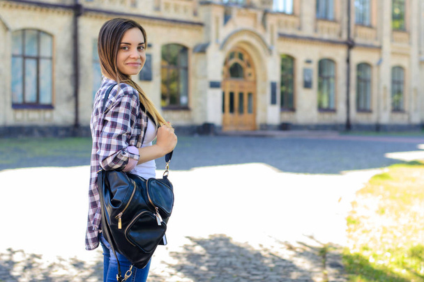 It is the first day at university for young but confident and sm - Zdjęcie, obraz