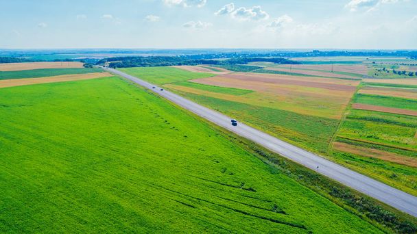 Landscape.  road and field view from above - Foto, Bild