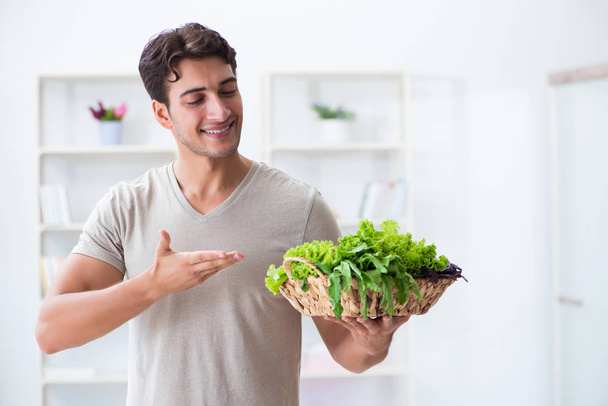 Young man in healthy eating and dieting concept - Fotoğraf, Görsel