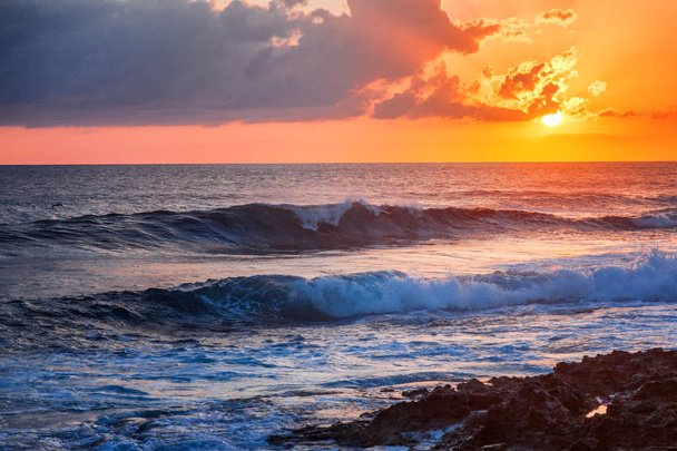 fantastic stunning colorful landscape, sunset on the shore of th - Foto, Imagem