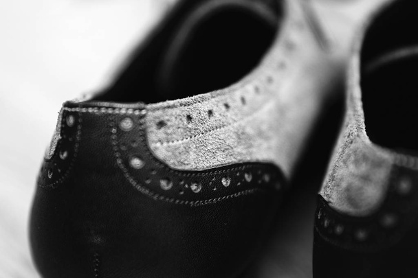 Closeup λεπτομέρεια από τα αρσενικά tango παπούτσια - Φωτογραφία, εικόνα