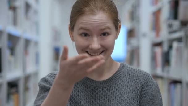 Portrait of Young Woman Inviting Customers in Cafe - Záběry, video