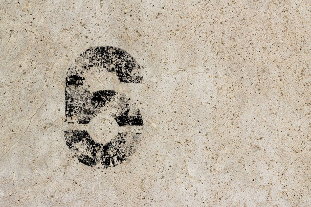 Номер шесть 6 на бетонном фоне
 - Фото, изображение