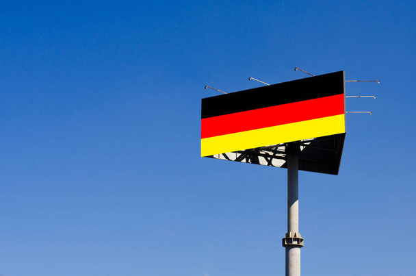 Groko - Abkürzung für große Koalition, d.h. große Koalitionspolitik Große Koalition überlagert die Reichstagshäuser in Berlin - Foto, Bild