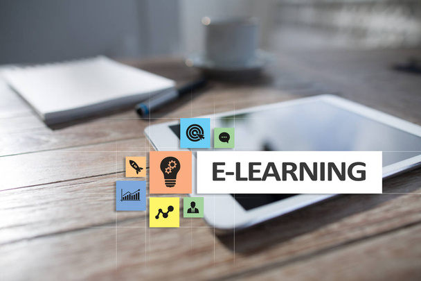 E-Learning na ekranie wirtualnych. Koncepcja edukacji Internet. - Zdjęcie, obraz