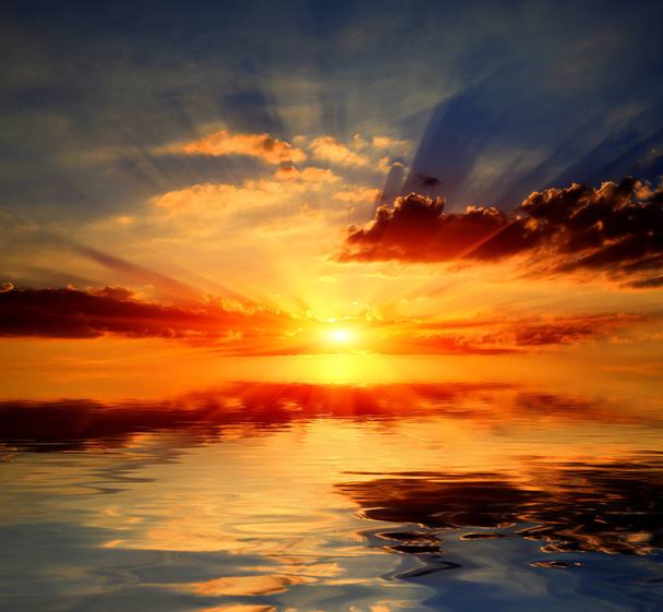 sluníčko nad vodou - Fotografie, Obrázek
