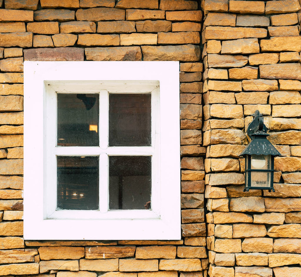 white window on brick wall - Fotografie, Obrázek
