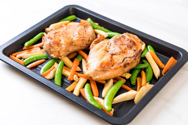 grilled chicken with vegetable - Photo, Image