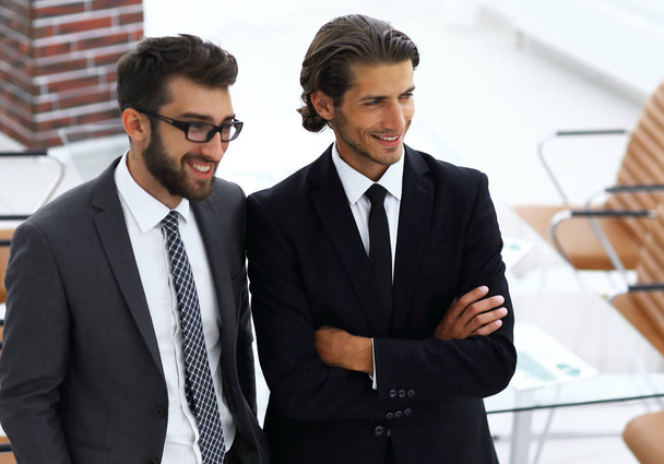 confident businessmen standing together in office - Foto, Bild