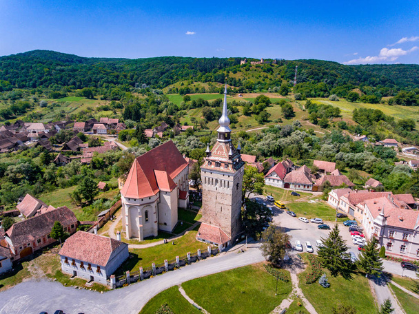 saschiz mittelalterliche befestigte Kirche in Siebenbürgen, Rumänien in der Nähe  - Foto, Bild