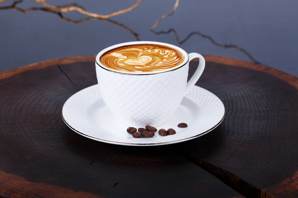 Egy élénkítő reggel egy csésze kávé - Fotó, kép