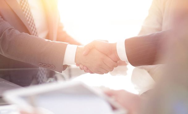 confident handshake of business partners - Foto, Imagen
