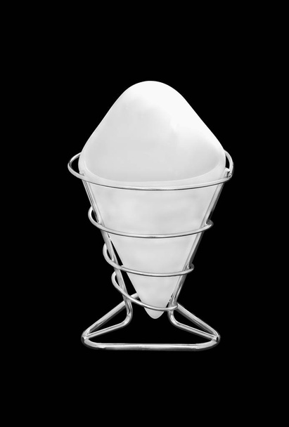 белый керамический конус
 - Фото, изображение