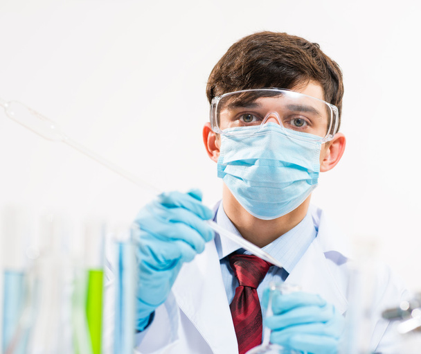 Portrait of a scientist working in the lab - Foto, imagen