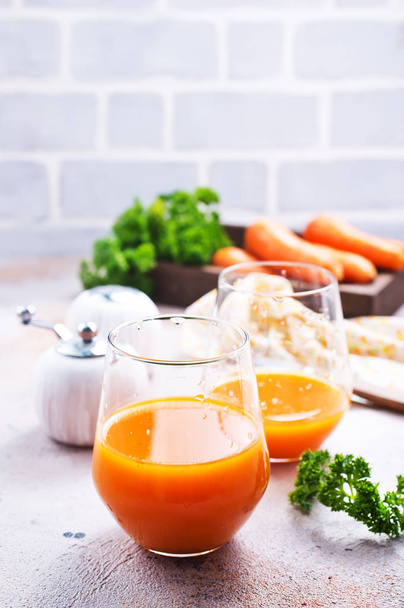 carrot juice - Valokuva, kuva