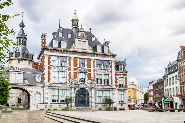Edificio del Congreso en Namur - Bélgica
 - Foto, Imagen