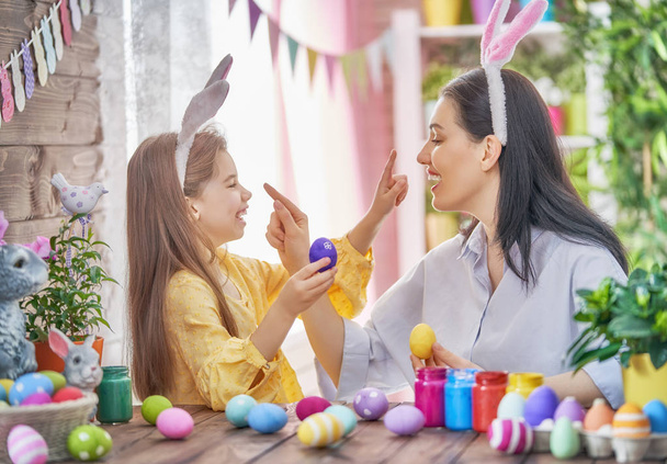 Family preparing for Easter - Foto, immagini