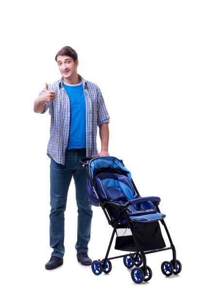 Jonge vader met baby kinderwagen geïsoleerd op wit - Foto, afbeelding