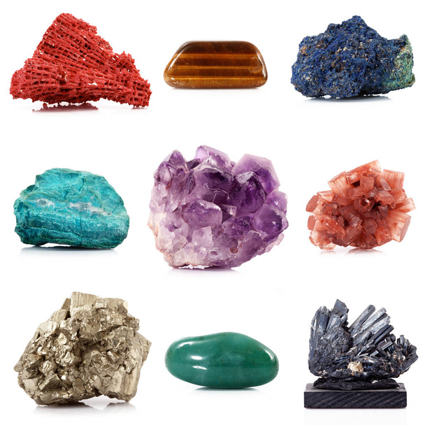 collage di cristalli minerali isolati su sfondo bianco
 - Foto, immagini