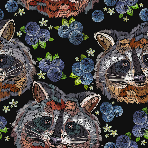 Raccoons and bilberry berries embroidery seamless pattern - Vector, imagen