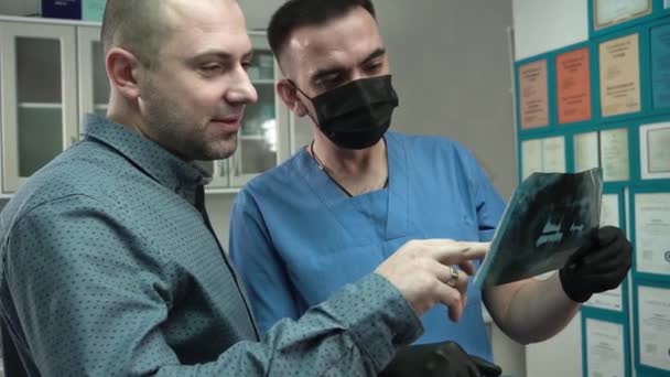 Dentist Make A Checkup And Dental Cleaning - Felvétel, videó