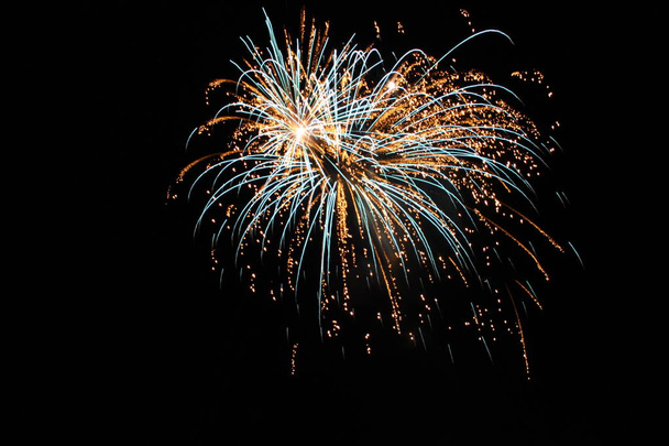 Vuurwerk voor evenementen en feesten - Foto, afbeelding