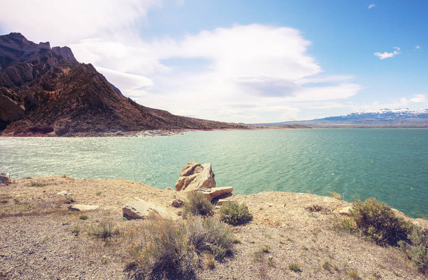Serenity lake in the mountains - Foto, Bild