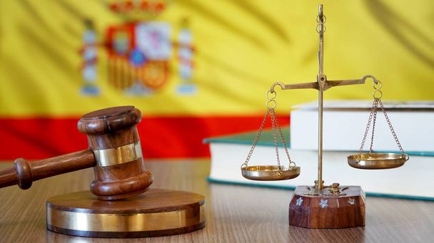 Justice pour l'Espagne Lois devant la Cour espagnole
 - Photo, image
