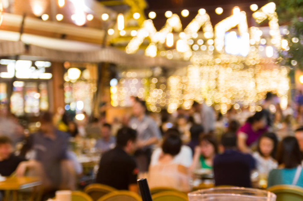 imagem borrada festivais e festas da noite em um restaurante e A atmosfera é feliz e relaxante Em Bangkok Tailândia
.   - Foto, Imagem
