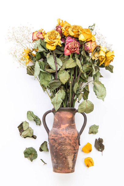rosas secas em vaso
 - Foto, Imagem