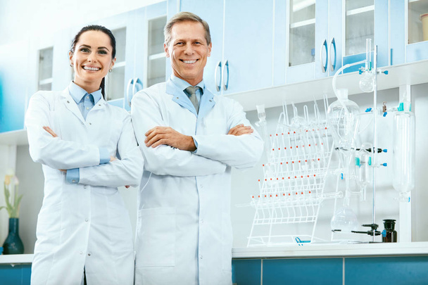 Scientists In Laboratory. Medical Workers At Work - Fotó, kép