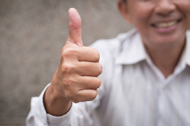 Senior giving thumb up gesture, happy, smiling accepting approving old man
 - Фото, изображение