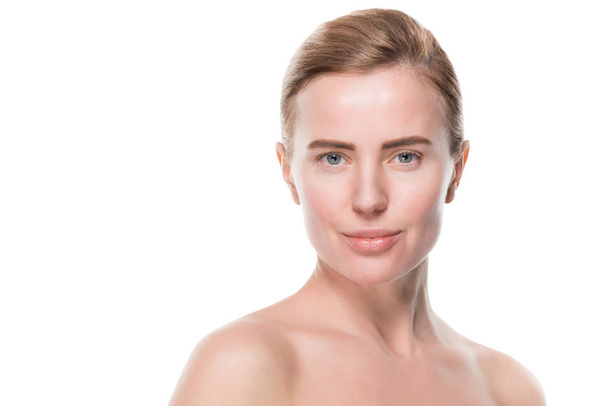 Donna attraente con pelle pulita isolata su bianco
 - Foto, immagini