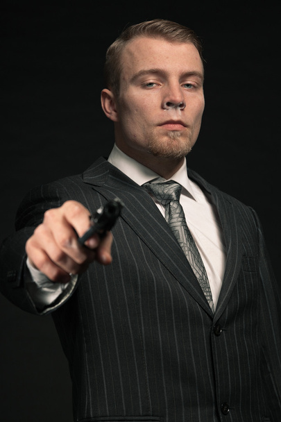 Mafia-Mann mit Waffe. - Foto, Bild