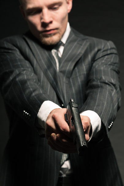 Mafia-Mann mit Waffe. - Foto, Bild