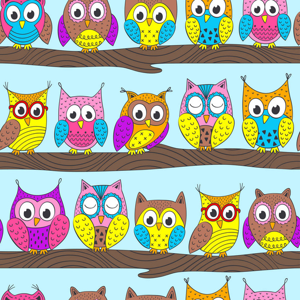 seamless pattern with funny owls on branch in color - vector illustration, eps - Vector, Image