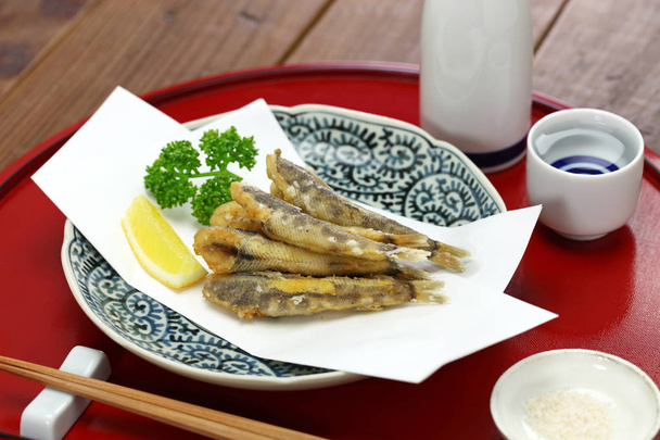 日本の揚げ魚料理、Mehikari なしの唐揚げ - 写真・画像