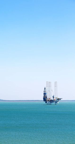 Ausztráliában, az off shore ipari fogalmának egyértelmű óceán platform - Fotó, kép