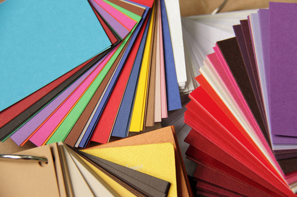 барвисті паперові зразки, варіація
  - Фото, зображення