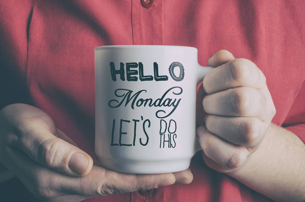 Pazartesi Merhaba, yapalım şu işi. Pazartesi ve hafta hakkında komik motivasyonel teklif başlatmak.  - Fotoğraf, Görsel