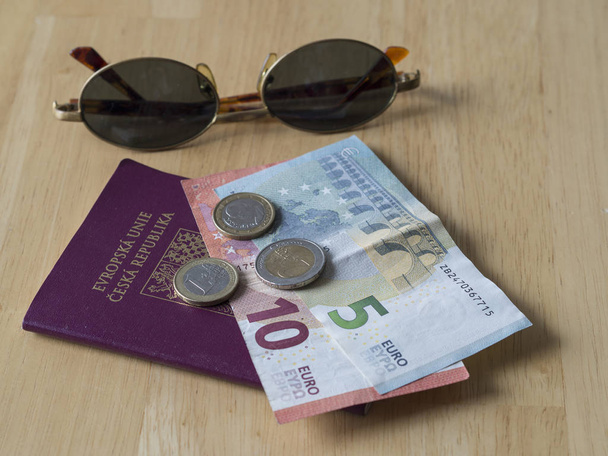 viaggio Sud Europa - cinque e dieci euro banconota e due e o
 - Foto, immagini