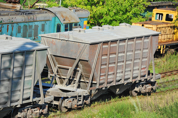 tren de mercancías por ferrocarril
 - Foto, Imagen
