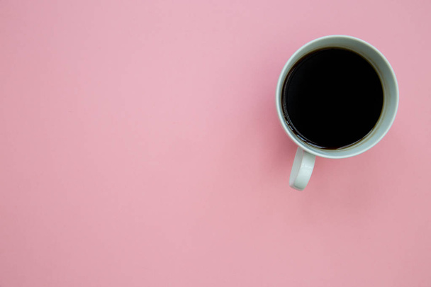 Coffee cup on bright pink background  - Foto, Imagem