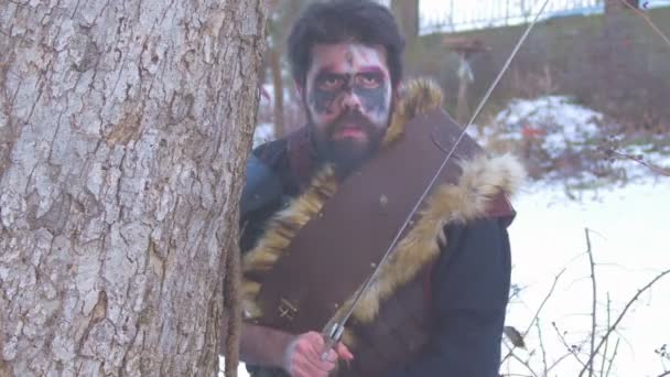 Viking soldier with a sword attacking - Filmati, video