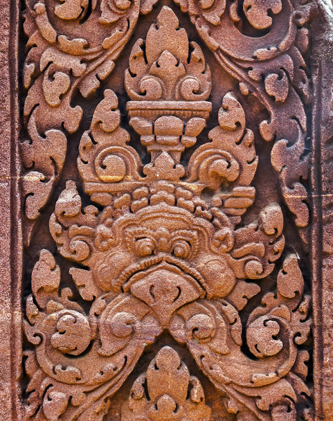 Ανάγλυφο άγαλμα υπόβαθρο των Khmer πολιτισμό στο Angkor Wat, Cam - Φωτογραφία, εικόνα
