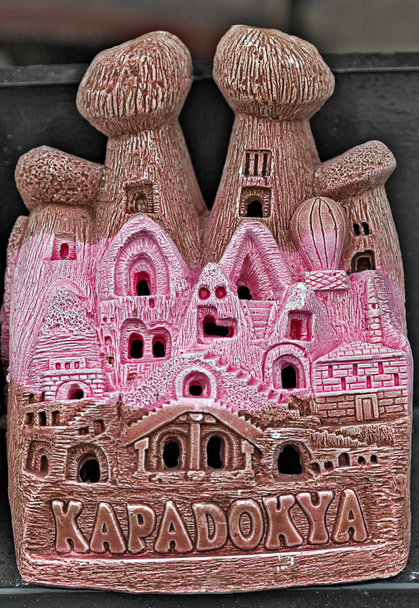 сувеніри з казкового димоходу керамічні каппадокія
 - Фото, зображення